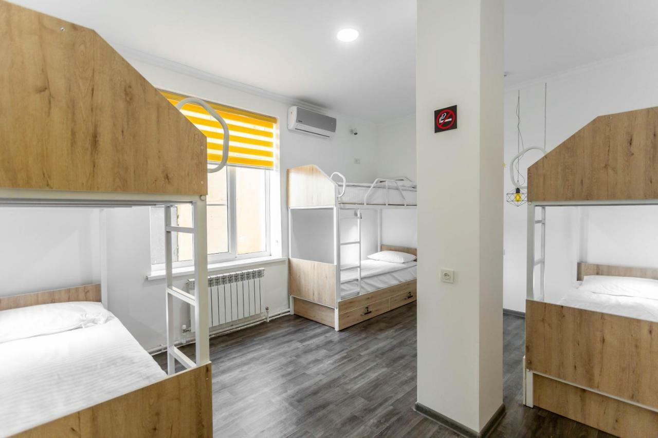 Registan Hostel Samarkand Exteriör bild